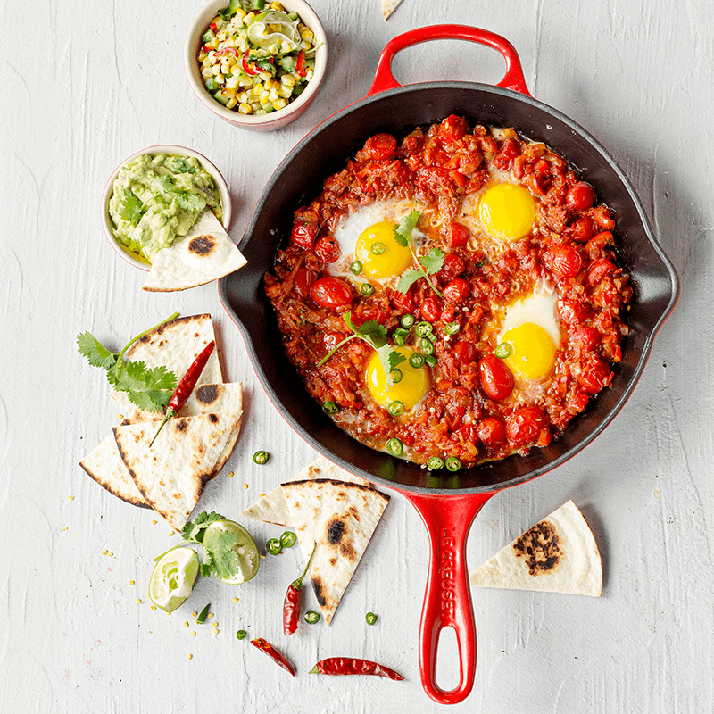 Signature Cast Iron Round skillet, 23cm, Cerise