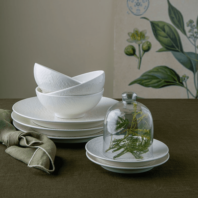 Carve White Small Plate, D17.5cm