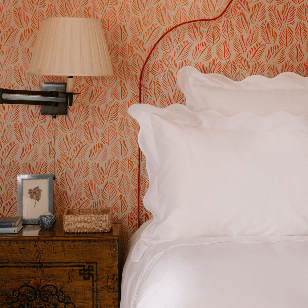 Alexandra Wavy Scalloped Pair of Pillowcases