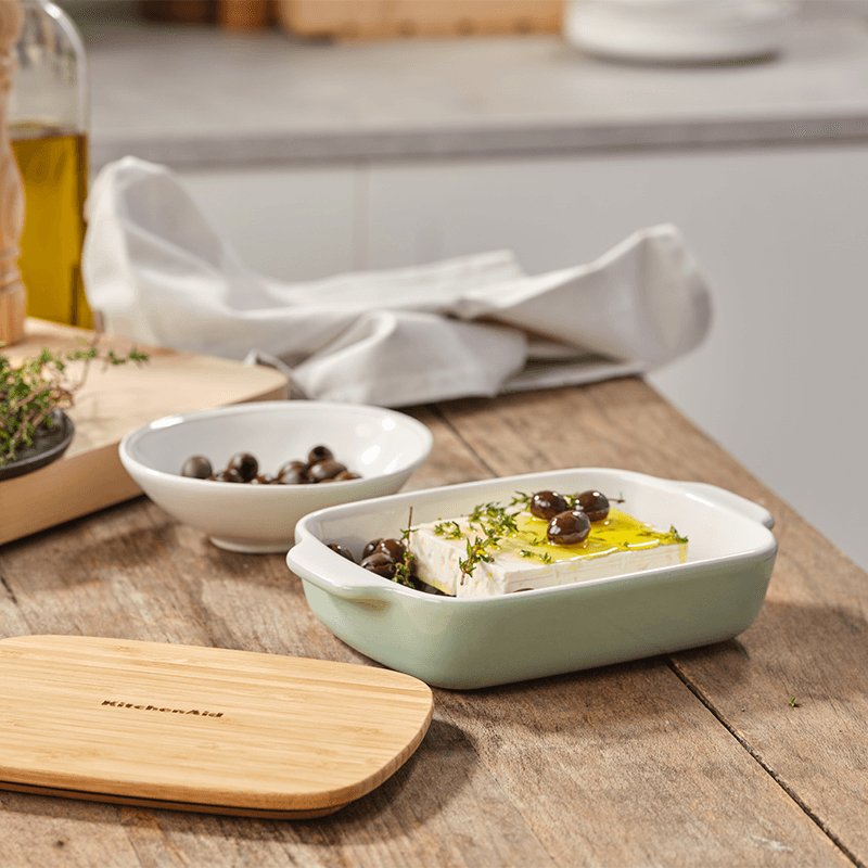 Stoneware Dish with Bamboo Lid, 20cm, Pistachio