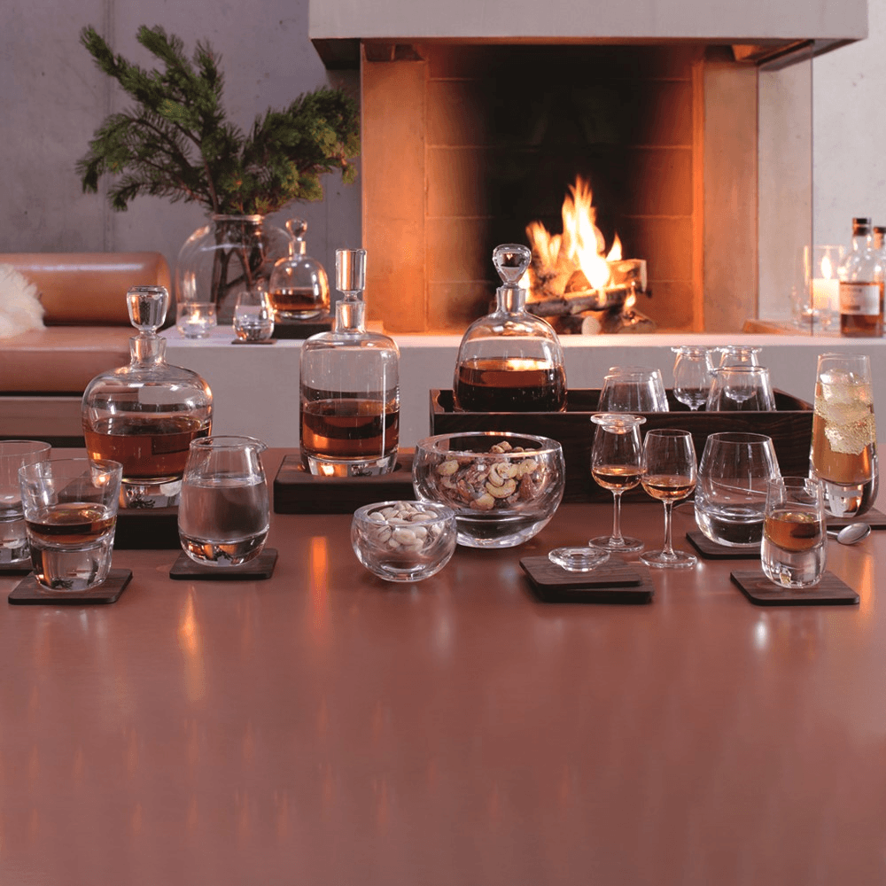 Whisky Islay connoisseur set and walnut tray, L44cm, clear