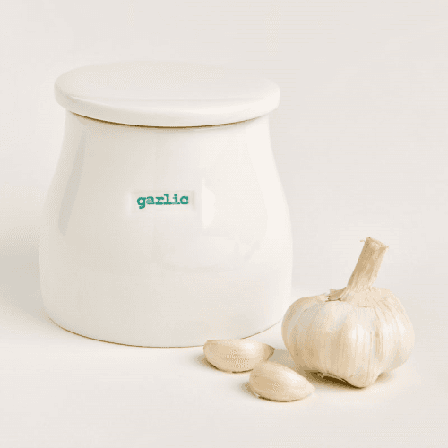 Image showing the Word- Garlic Pot product.