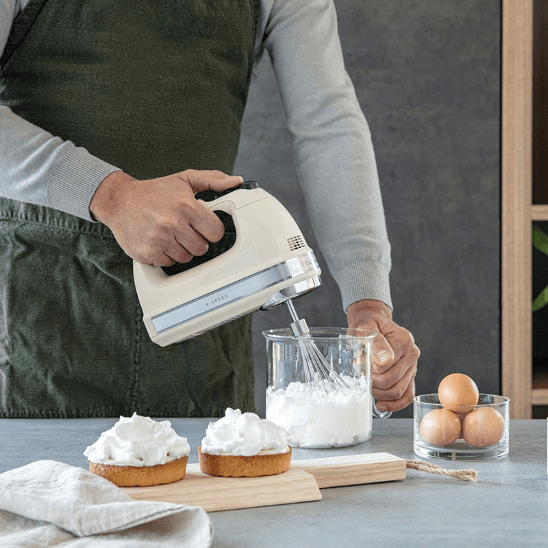 Hand mixer, 9-speed, Almond Cream