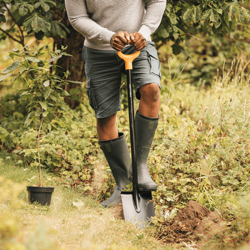 Image showing the Solid Pointed Spade, L116cm, Black product.