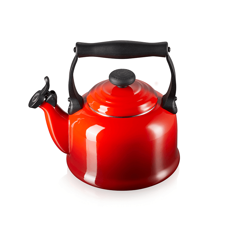 Traditional Kettle, 2.1 litre, cerise