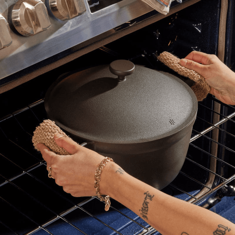 Perfect Pot, Char