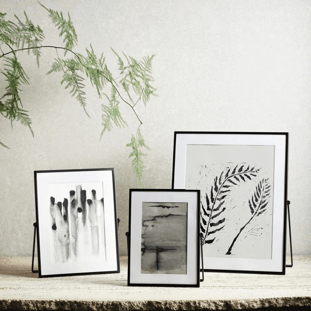 Easel Photograph frame, 8 x 10", Black