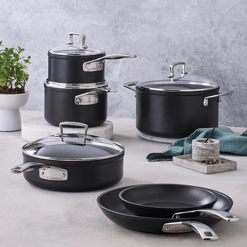 Toughened Non-Stick Shallow frying pan, 24cm
