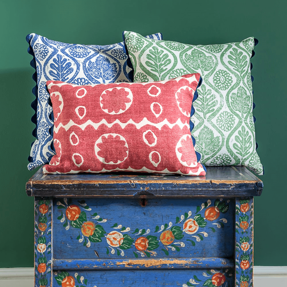 Oakleaves Cushion, 50 x 50cm, Bright Green