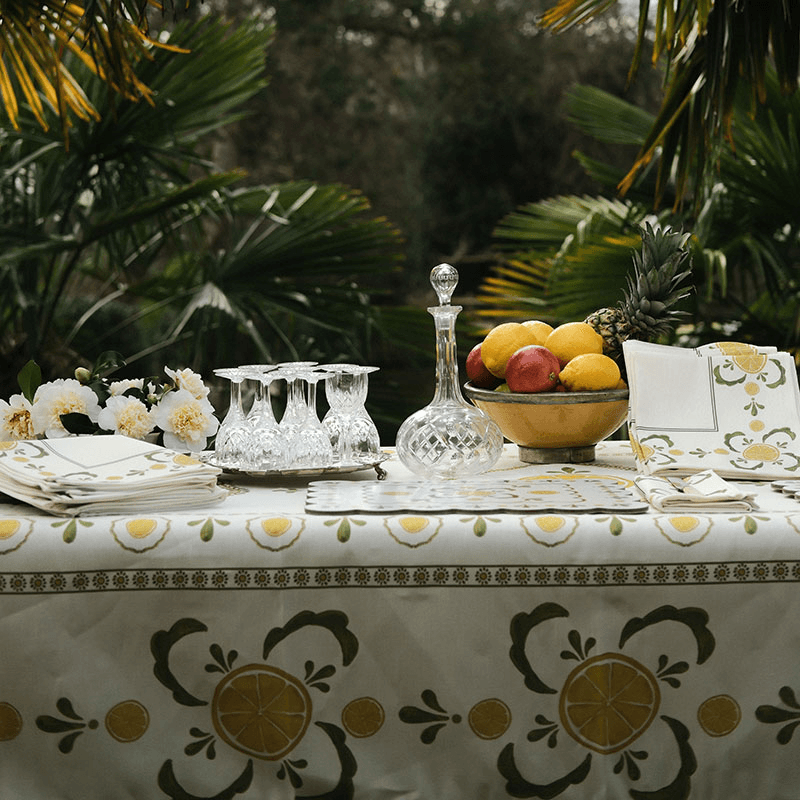 Bell Hutley Tablecloth, 138 x 260cm, Lemon
