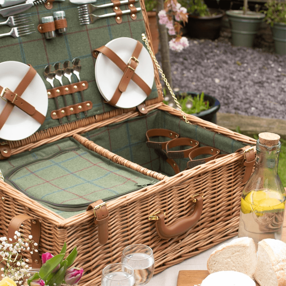 Green Tweed Picnic hamper - 4 person, 58 x 38 x 22cm, Brown/Green