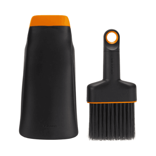 Image showing the Urban Gardening 2-in-1 soil Scoop and Brush, H27 x L4.8 x W9.5cm, Black product.