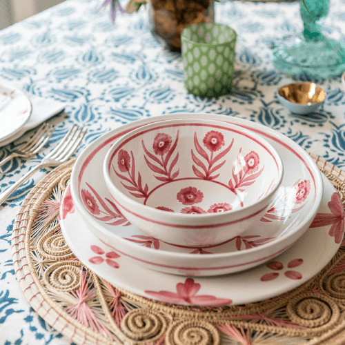 Image showing the Summer Flower Large Plate, Pink product.