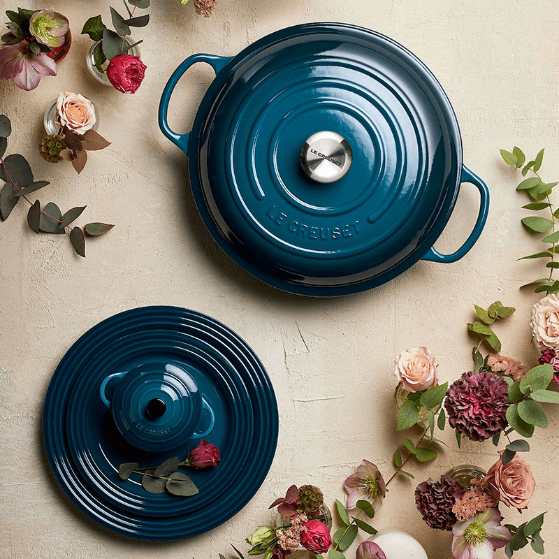Signature cast iron Shallow casserole, 26cm/2.2L, Deep Teal