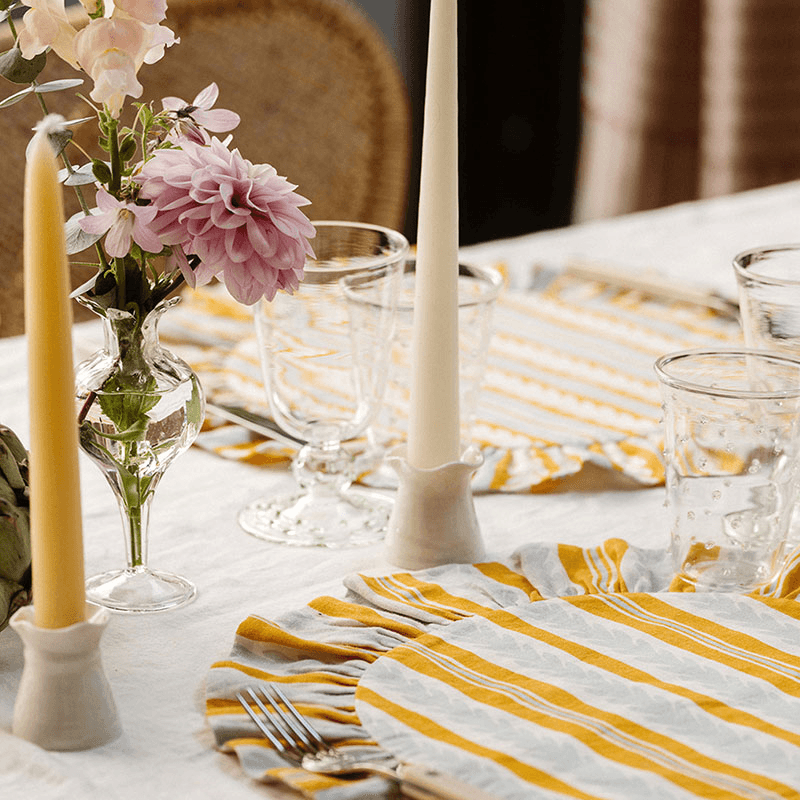 English Oak Reversible Placemat, D39cm, Ochre & Blue