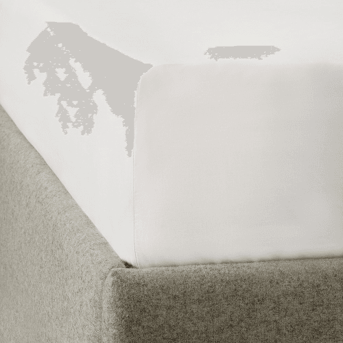 Image showing the Essentials - 200 Thread Count Egyptian Cotton Single fitted sheet, W90 x L190 x H30cm, White product.