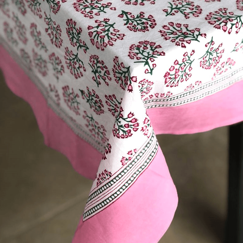 Periwinkle Tablecloth, 150 x 225cm, Pink