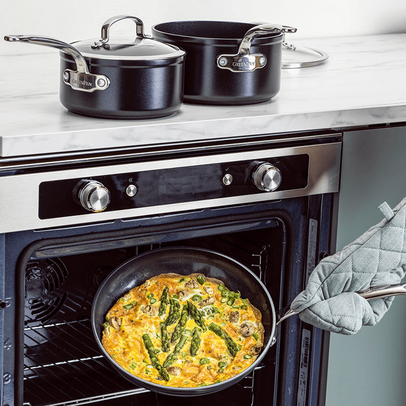 Barcelona Pro Non-Stick Skillet with Lid, 24, Black