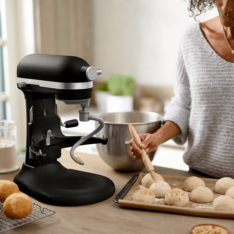 Bowl Lift Mixer, 5.6L, Matte Black