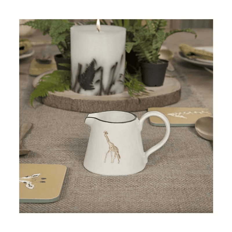 Giraffe Stoneware Mini Jiug, 150ml, Cream