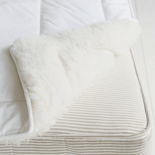 Image showing the Luxury Reversable Mattress topper single, White product.