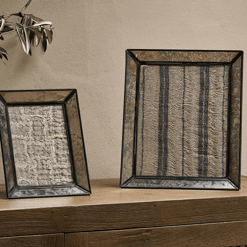 Yash Photo Frame, 8 x 10", Antique Black