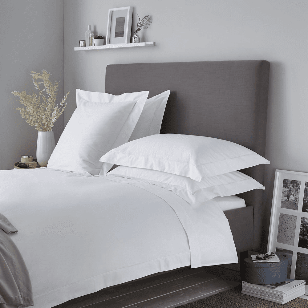 Savoy - 400 Thread Count Egyptian Cotton Super king duvet cover, W260 x L220cm, White