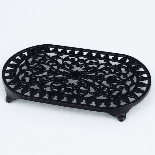 Image showing the Traditional Oval trivet, Black product.