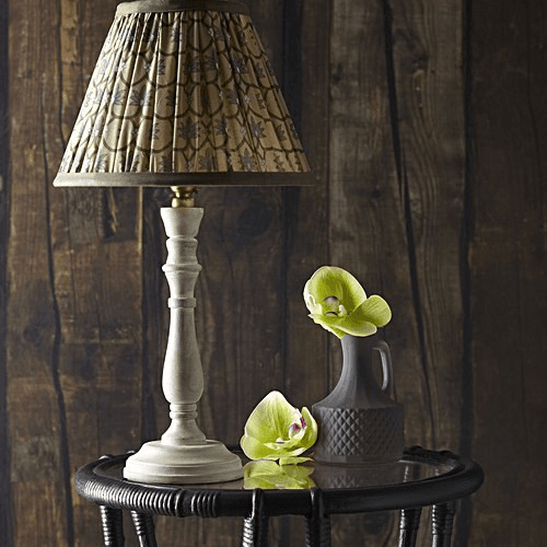 Daisy Table lamp, 31cm, natural whitewash