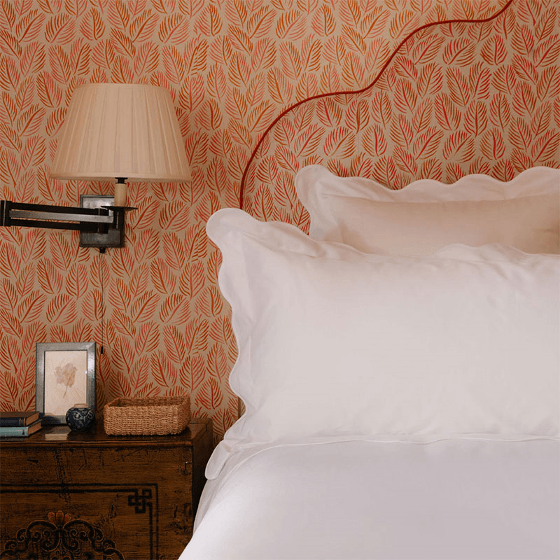 Alexandra Wavy Scalloped Pair of Pillowcases, King, White