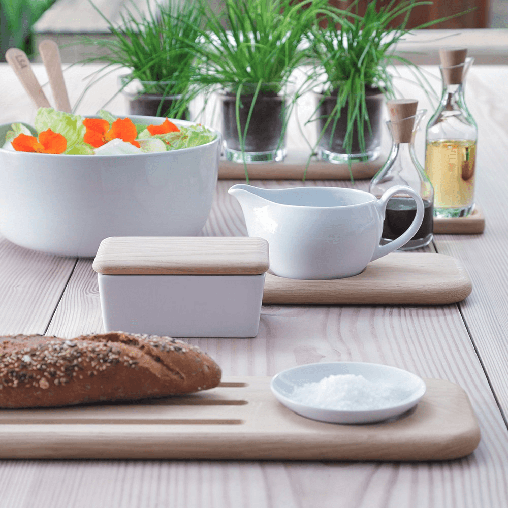 Serve Oil and vinegar set and oak base, 15cm