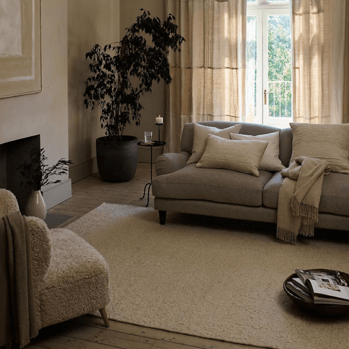 Image showing the Pembury Rug, 200 x 300cm, Chalk product.