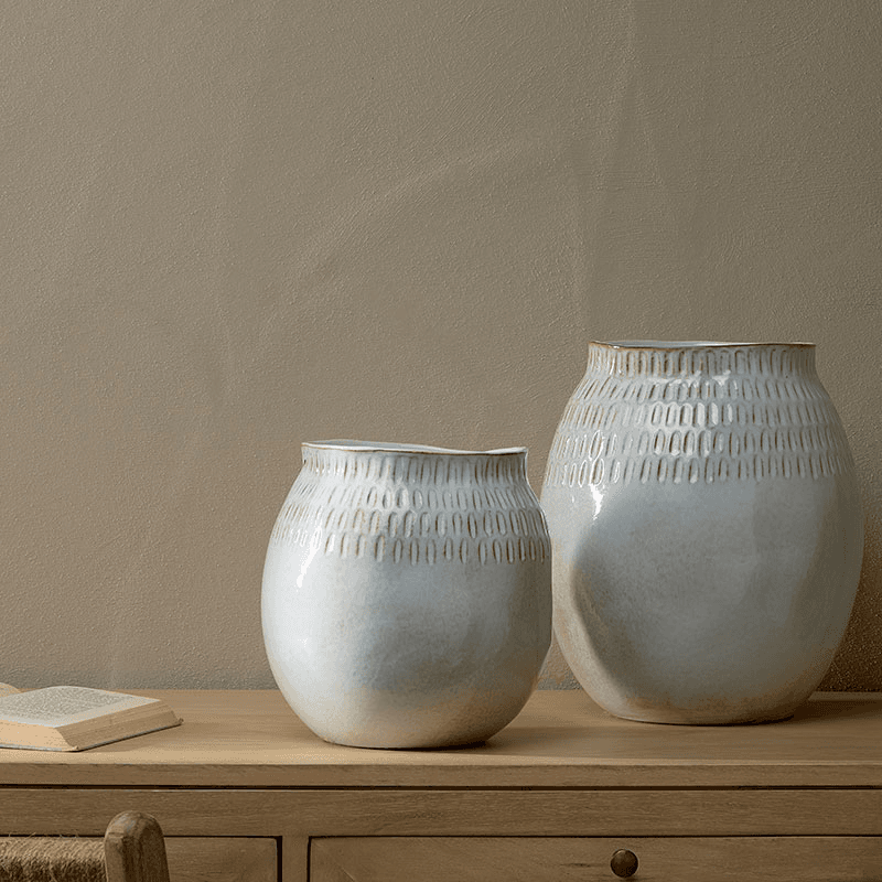Anjuna Vase, H23cm, Reactive White