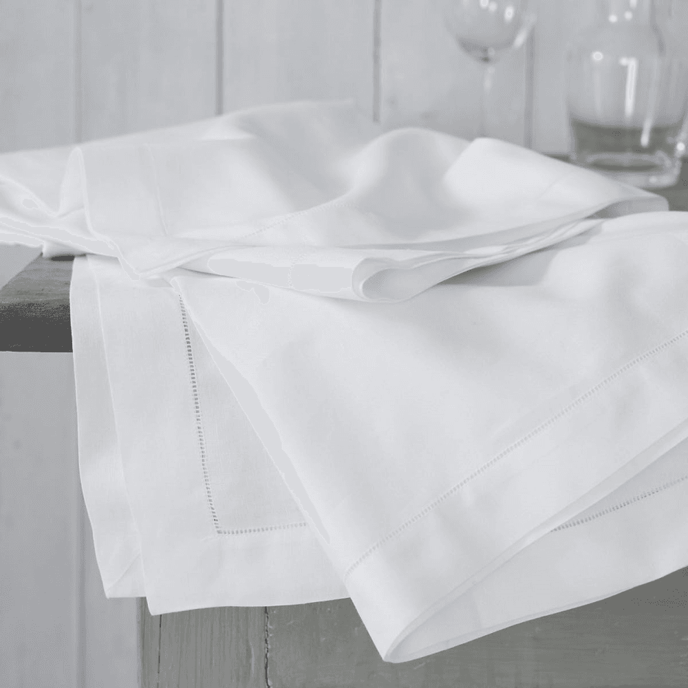 Seville Tablecloth, 140 x 230cm, White