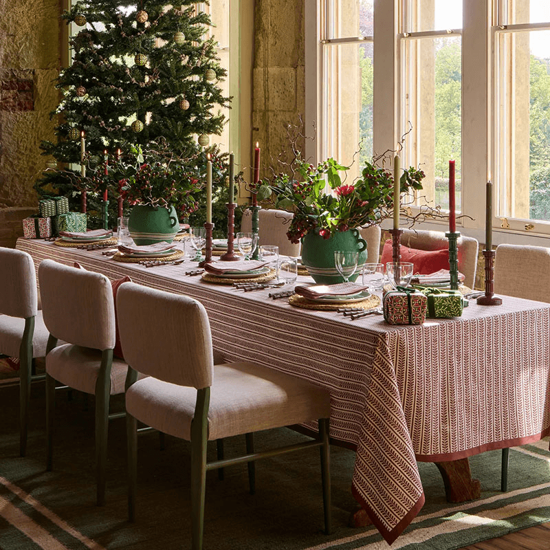 Bel Tablecloth, 250 x 170cm, Red