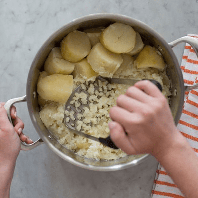 Smooth potato masher