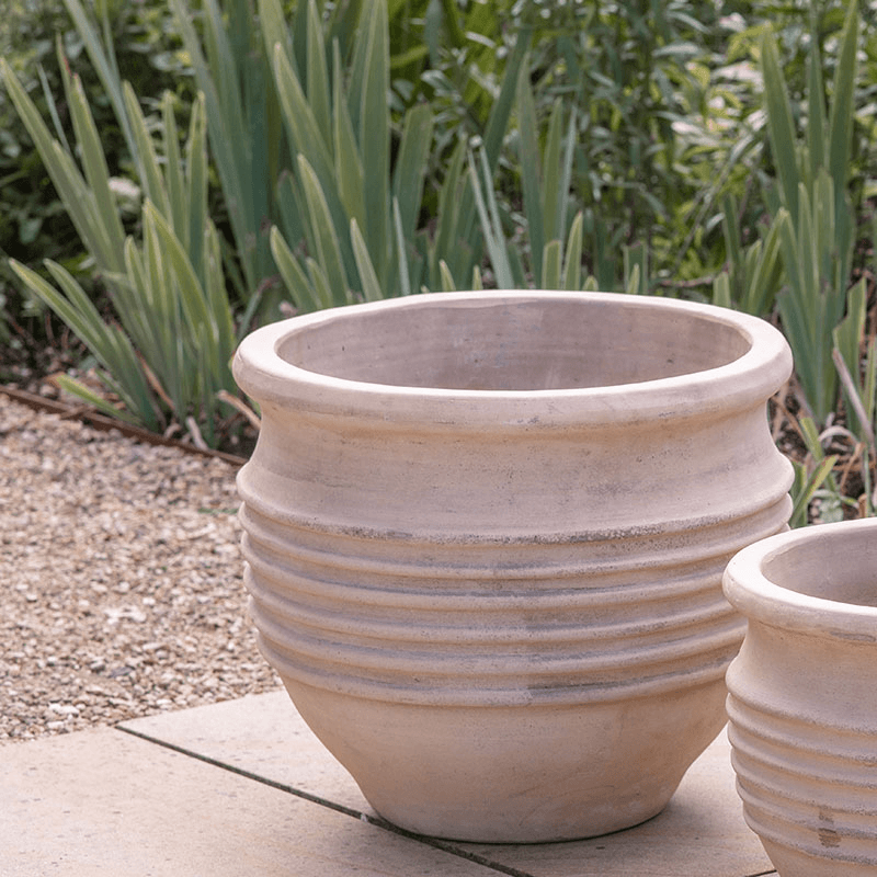 Ullu Planter, H36cm, Terracotta