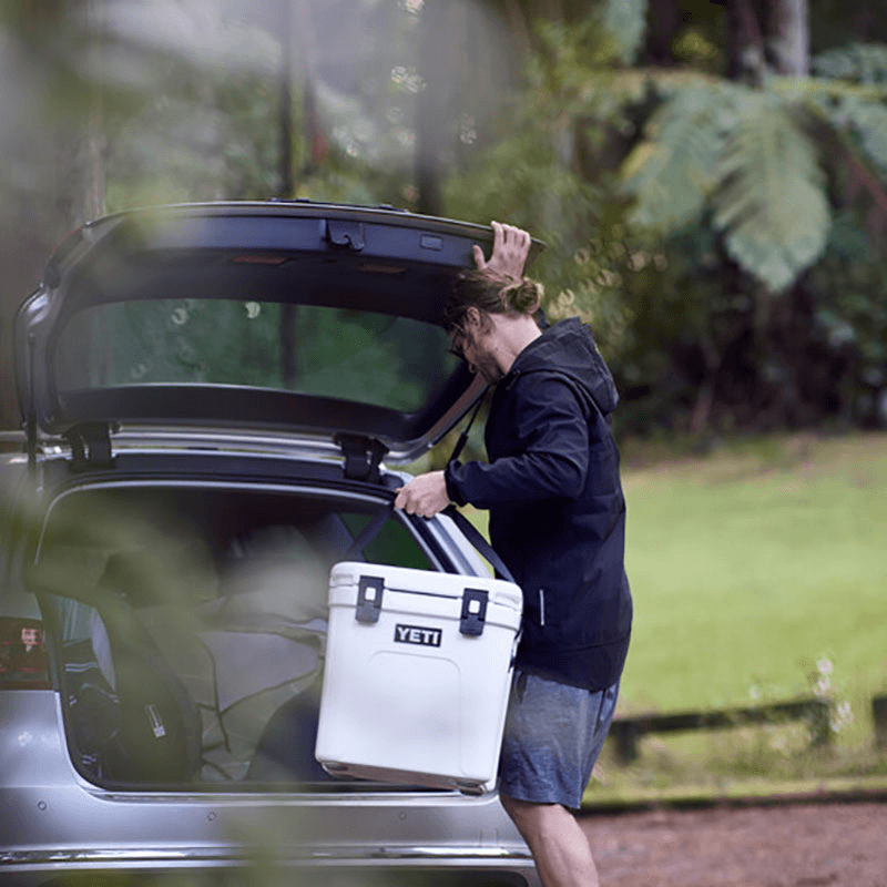 Roadie 48 Wheeled Cooler, H52cm, White