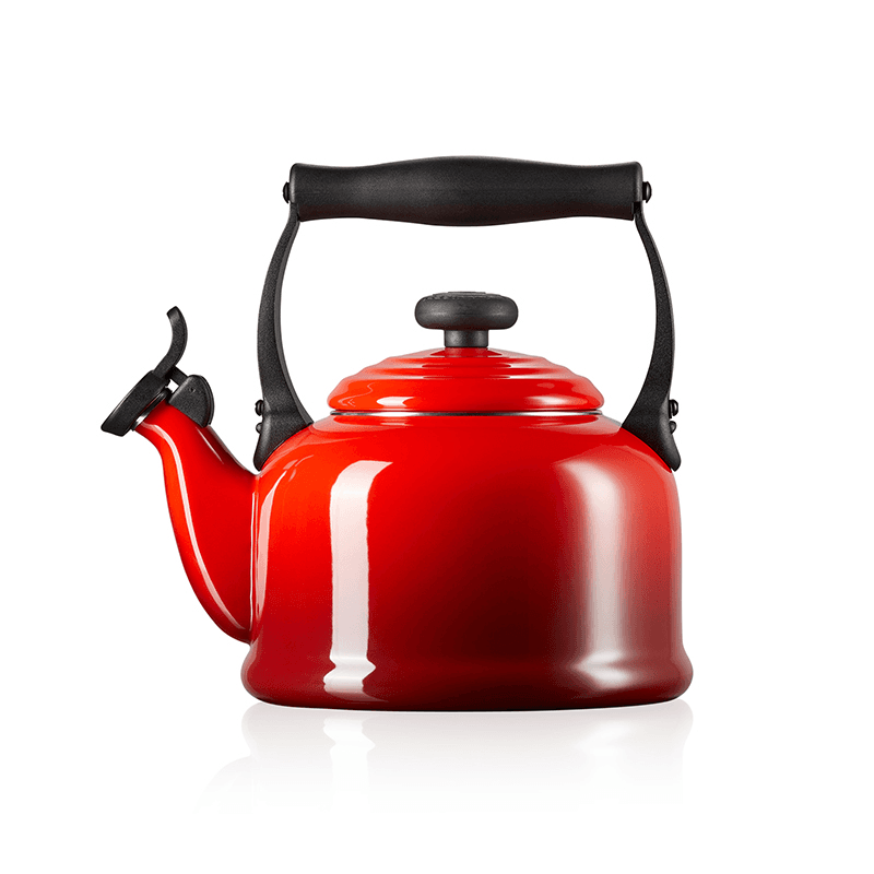 Traditional Kettle, 2.1 litre, cerise