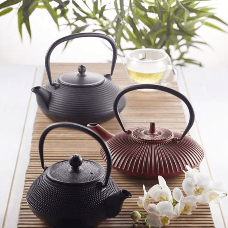 Cast Iron Infuser Teapot, 5 Cup, Black