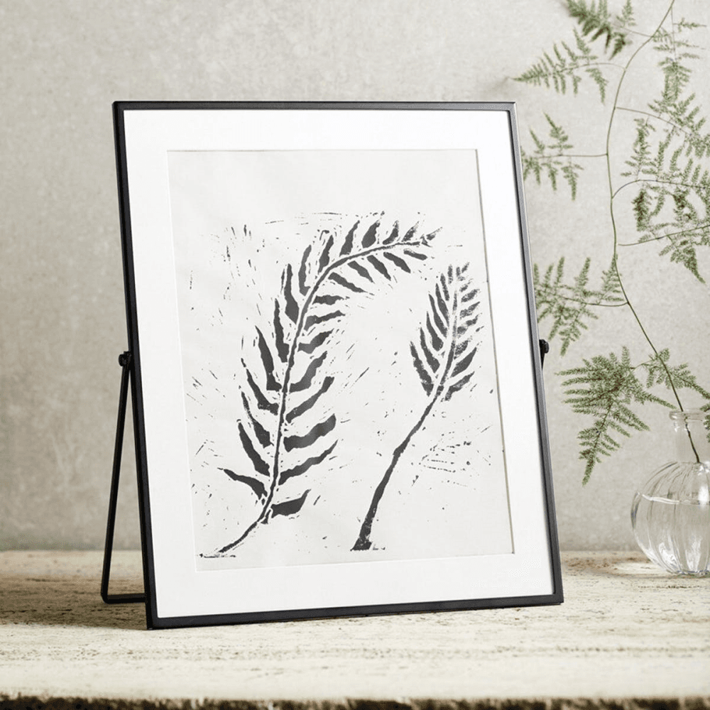 Easel Photograph frame, 8 x 10", Black