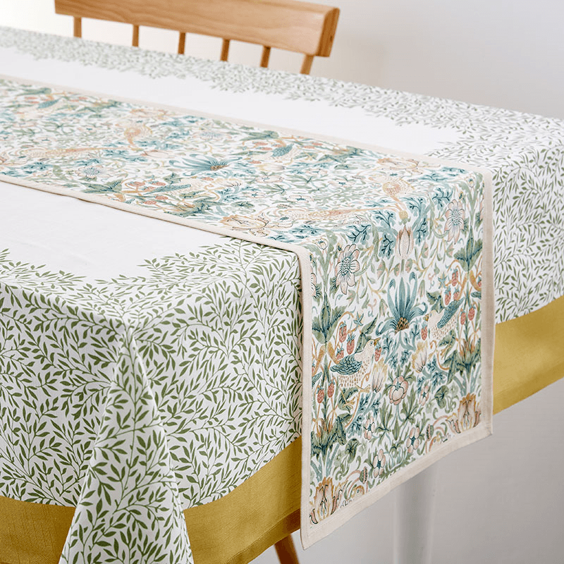 Morris & Co Table Runner, 250cm x 35cm, Strawberry Thief