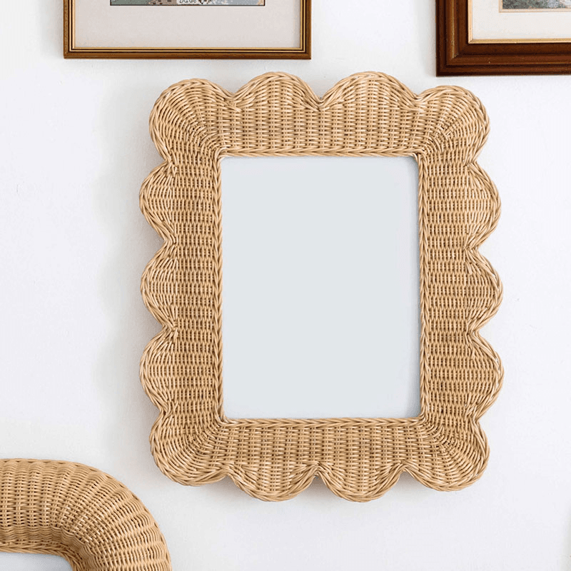 Mimi Scalloped Photo Frame, A4, Natural
