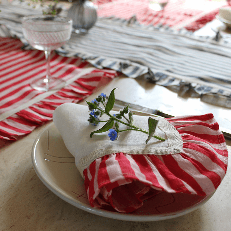 Candy Stripe Set of 2 Napkins, 33 x 33cm, Cherry Red