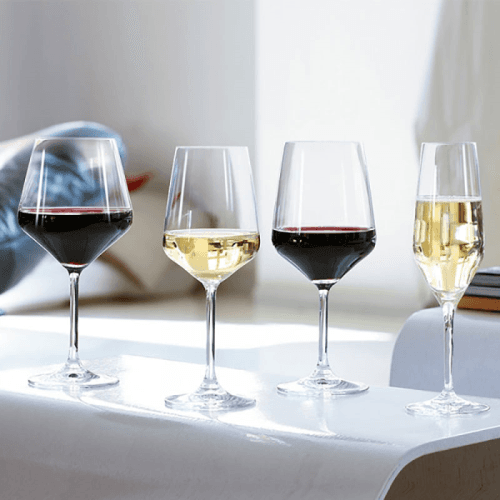 Image showing the Style Set of 4 Burgundy Red Wine Glasses, 640ml, Clear product.