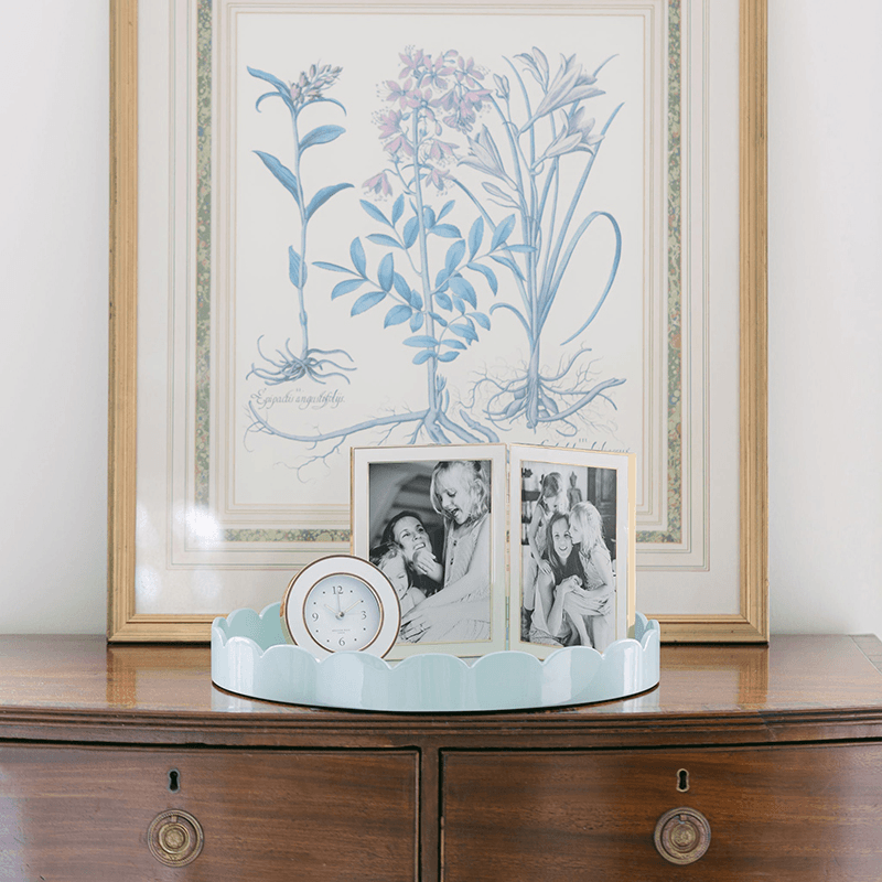 Lacquered Scallop Round Tray D50cm, Eau De Nil