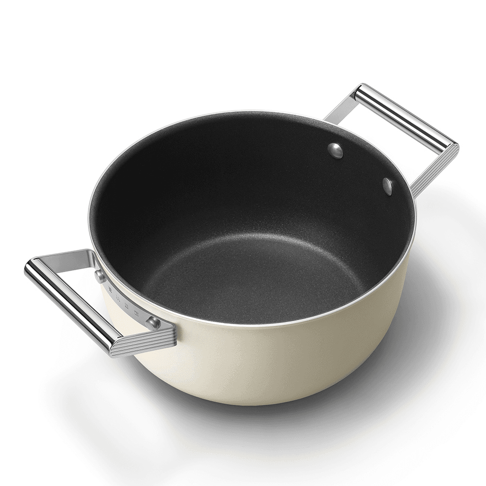 Retro 50's Style Non-Stick Casserole Dish, 26cm, Cream