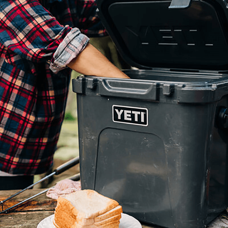 Roadie 48 Wheeled Cooler, H52cm, Charcoal