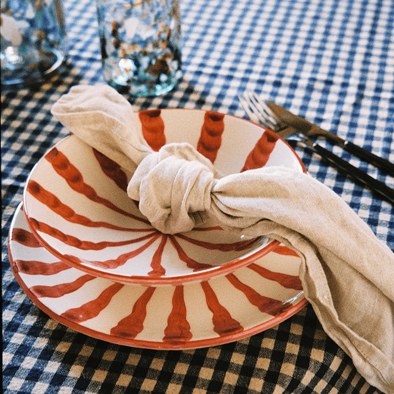 Wave 3 Piece Dinner Set, Grenadine
