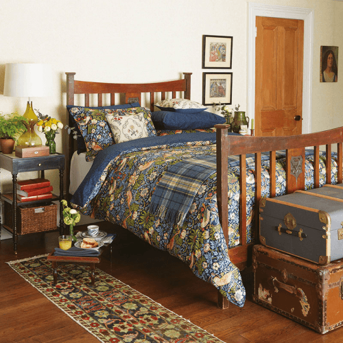 Image showing the Strawberry Thief Duvet Cover Set, King, Indigo product.